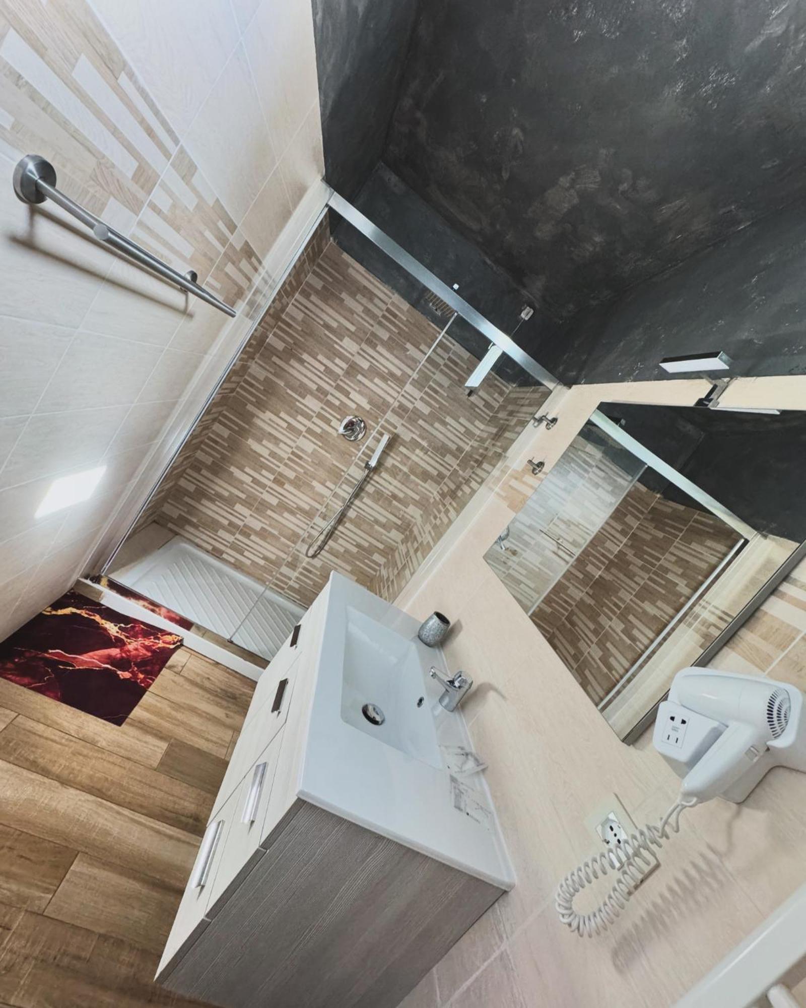 Atena B&B Apartments Platino San Silvestro  Extérieur photo