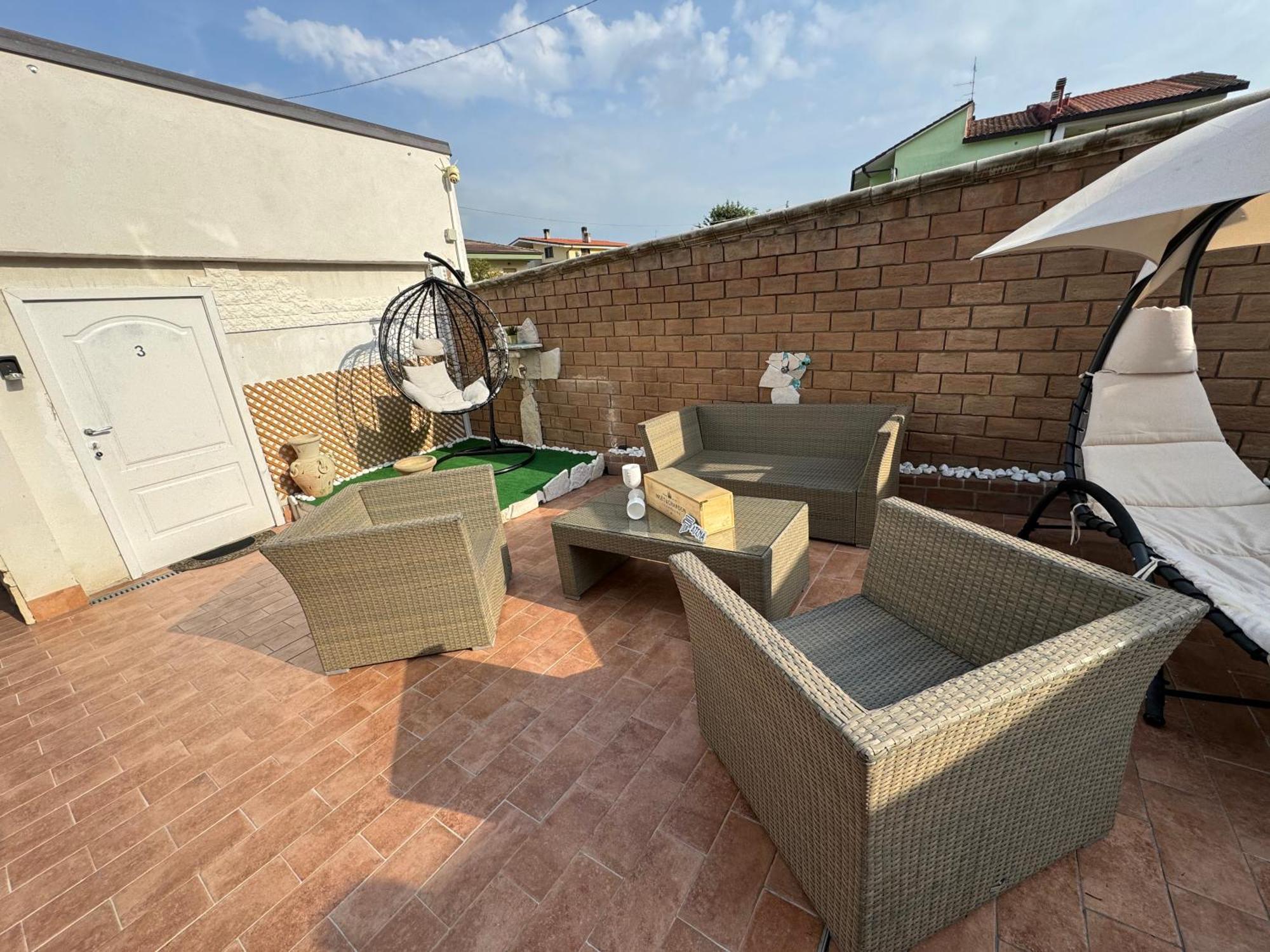 Atena B&B Apartments Platino San Silvestro  Extérieur photo